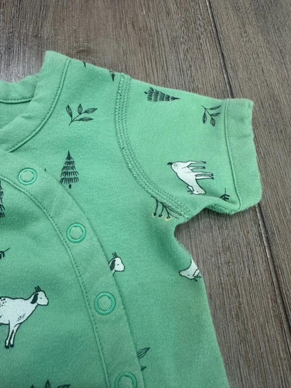 Hanna Andersson Green Graceful Goats Short Sleeve Romper | Size Newborn